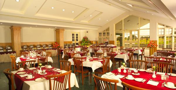 Eagleton - The Golf Resort Bidadi エクステリア 写真